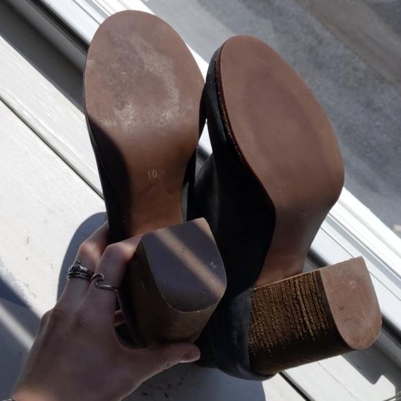 Jeffrey Campbell bootie - Picture 8 of 8